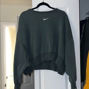 Nike Dark Green Cropped Sweatshirt